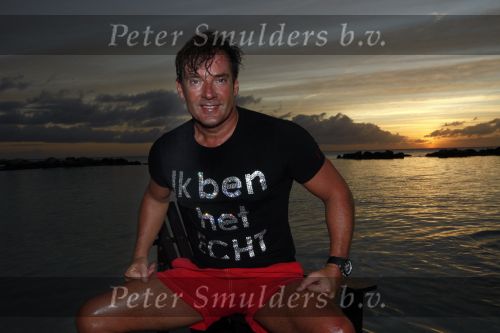 Curacao 2 januari 2009
Gerard Joling hard aan het lopen op Curacao. Hij loopt elke dag 10 km om fit te blijven.
Peter Smulders bv