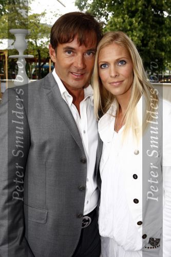 Amsterdam 10 juli 2008
Najaarspresentatie SBS 6 Net5 en Veronica in de rai.   
Gerard Joling en Nance Coolen ( zwanger)