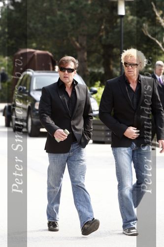 Amsterdam 14 april 2009
Crematie Mien Froger op westgaarde. Gerard Joling met Wino Omtzigt
Peter Smulders bv