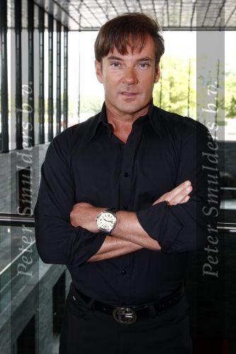 Hilversum 14 augustus 2008
Presentatie SBS met Popstars en het beste idee van Nederland bij beeld en geluid p het mediapark. Gerard Joling