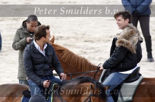 Schagen 17 april 2008
Opnames videoclip Gerard Joling met paarden op het strand. Geert Hoes en Wino Ontzigt zijn ook aanwezig.
Peter Smulders bv