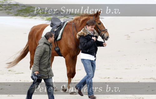Schagen 17 april 2008
Opnames videoclip Gerard Joling met paarden op het strand. Geert Hoes en Wino Ontzigt zijn ook aanwezig.
Peter Smulders bv