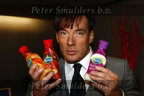 Hilversum 18 maart 2009
Perspresentatie Holland got talent bij beeld en geluid. Gerard Joling met remia sauzen
Peter Smulders bv