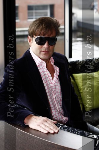Zaandam 27 januari 2009
Voorjaarspresentatie sbs6 in het zaantheater. Gerard Joling
Peter Smulders bv