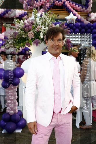 Amsterdam 27 april 2009
Feestje van Gerard Joling voor zijn 49e verjaardag bij cafe het Kalfje.
Peter Smulders bv