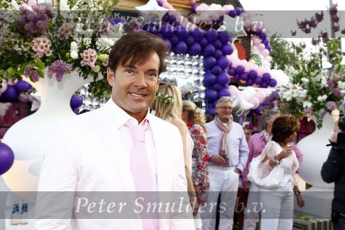 Amsterdam 27 april 2009
Feestje van Gerard Joling voor zijn 49e verjaardag bij cafe het Kalfje.
Peter Smulders bv