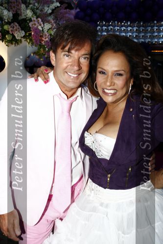 Amsterdam 27 april 2009
Feestje van Gerard Joling voor zijn 49e verjaardag bij cafe het Kalfje. Gerard met Patty Brard
Peter Smulders bv