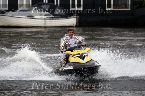 Amsterdam 30 september 2008
Persconferentie van de toppers Rene Froger Gordon en Gerard Joling ivm hun deelname aan het songfestival in het amstel hotel. toppers op jet ski\'s
Peter Smulders bv