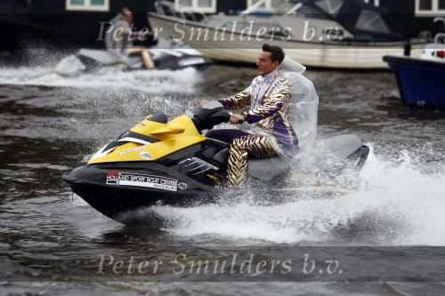 Amsterdam 30 september 2008
Persconferentie van de toppers Rene Froger Gordon en Gerard Joling ivm hun deelname aan het songfestival in het amstel hotel. toppers op jet ski\'s
Peter Smulders bv