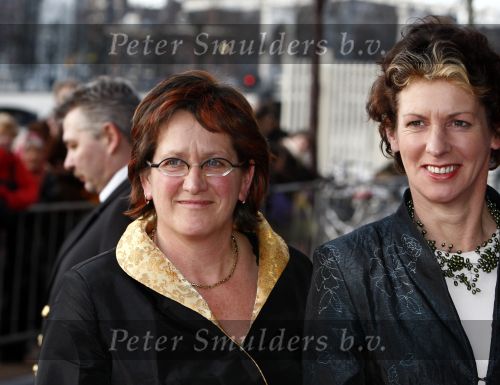Amsterdam 1 februari 2008
Feest koningin Beatrix en Prinses Margriet voor hun 70e en 65e verjaardag in Carre.
Gerda Verburg met vriendin