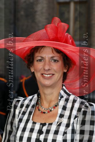 Den Haag 19 september 2007
Prinsjesdag op het binnenhof . Gerda Verburg met een vriendin