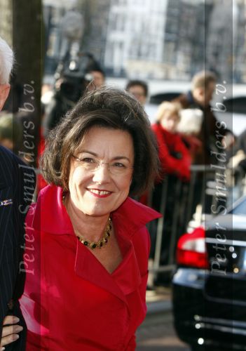 Amsterdam 1 februari 2008
Feest koningin Beatrix en Prinses Margriet voor hun 70e en 65e verjaardag in Carre.
Gerdi Verbeet voorzitter 2e kamer met man