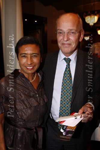 Amsterdam 4 april 2008
Premiere Porgy and Bess in carre. Gerrit Zalm met vrouw
Peter Smulders bv