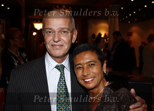Amsterdam 4 april 2008
Premiere Porgy and Bess in carre. Gerrit Zalm met vrouw
Peter Smulders bv