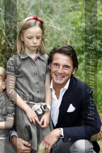 Apeldoorn 30 mei 2008
Prins Maurits Prinses Marilene en hun kinderen Prinses Anna Prins Lucas en Prinses Felicia  tijdens fotoshoot vanwege 10 jarig huwelijk in de apenheul.