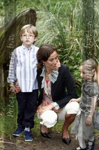 Apeldoorn 30 mei 2008
Prins Maurits Prinses Marilene en hun kinderen Prinses Anna Prins Lucas en Prinses Felicia  tijdens fotoshoot vanwege 10 jarig huwelijk in de apenheul.