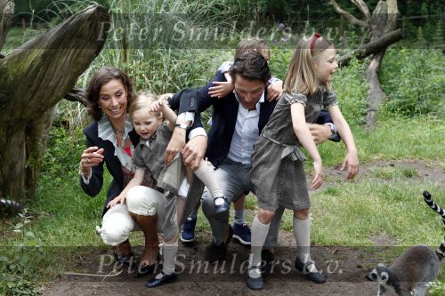 Apeldoorn 30 mei 2008
Prins Maurits Prinses Marilene en hun kinderen Prinses Anna Prins Lucas en Prinses Felicia  tijdens fotoshoot vanwege 10 jarig huwelijk in de apenheul.