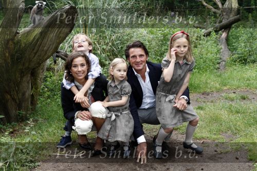 Apeldoorn 30 mei 2008
Prins Maurits Prinses Marilene en hun kinderen Prinses Anna Prins Lucas en Prinses Felicia  tijdens fotoshoot vanwege 10 jarig huwelijk in de apenheul.