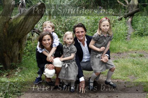 Apeldoorn 30 mei 2008
Prins Maurits Prinses Marilene en hun kinderen Prinses Anna Prins Lucas en Prinses Felicia  tijdens fotoshoot vanwege 10 jarig huwelijk in de apenheul.