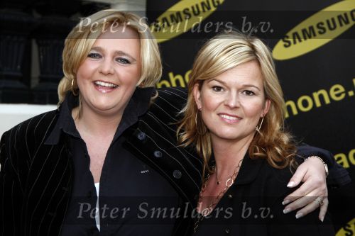 Amsterdam 21 april 2008
Presentatie van Samsung Ladyphone in het amstel hotel. Ghislaine Roth met een vriendin
Peter Smulders bv
