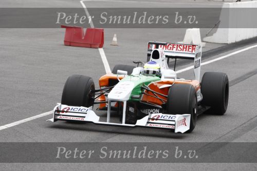 Barcelona 11 maart 2009
Test dag voor de formule 1 teams op het circuit van Barcelona. Giancarlo Fisichella in een Force India Mercedes
Peter Smulders bv