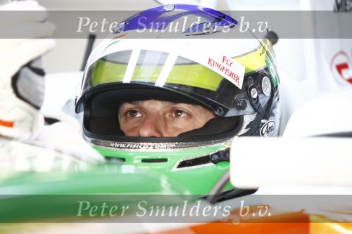 Barcelona 11 maart 2009
Test dag voor de formule 1 teams op het circuit van Barcelona. Giancarlo Fisichella in een Force India Mercedes
Peter Smulders bv
