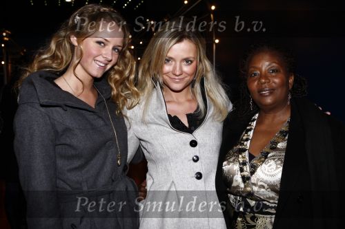 Hilversum 11 januari 2009
Willeke Alberti foundation bij studio 21. Liza Sips Chris Comvalius en  Gigi Ravelli
Peter Smulders bv