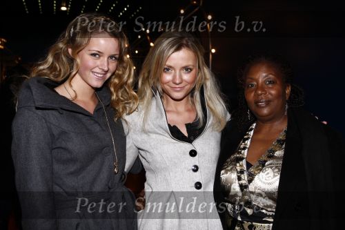 Hilversum 11 januari 2009
Willeke Alberti foundation bij studio 21. Liza Sips Chris Comvalius en  Gigi Ravelli
Peter Smulders bv