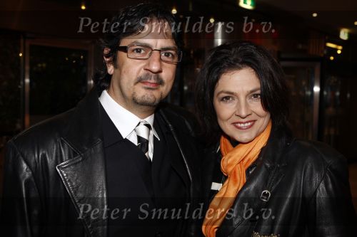 Den Haag 20 januari 2008
Premiere  Hollywood in concert met Lee Towers en Anita Meier. 
Basgitarist Giovanni Caminita van de band van Marco Borsato