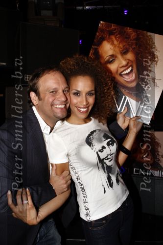Amsterdam 24 september 2008
Glennis Grace presentatie van haar nieuwe cd bij de smet studio. 
Glennis met Carlo Boszhard
