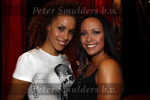 Amsterdam 24 september 2008
Glennis Grace presentatie van haar nieuwe cd bij de smet studio. 
samen met Sonja Silva