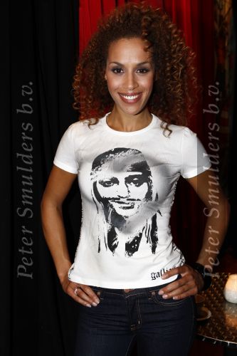 Amsterdam 24 september 2008
Glennis Grace presentatie van haar nieuwe cd bij de smet studio.