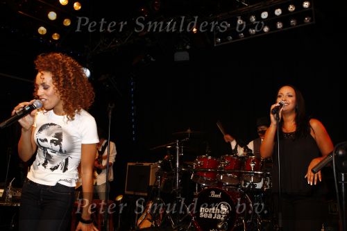 Amsterdam 24 september 2008
Glennis Grace presentatie van haar nieuwe cd bij de smet studio.