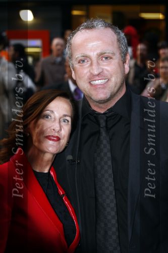 Amsterdam 14 april 2009
Rob Peetoom geeft feestje in Tuschinski. Gordon met mariet van Mill
Peter Smulders bv