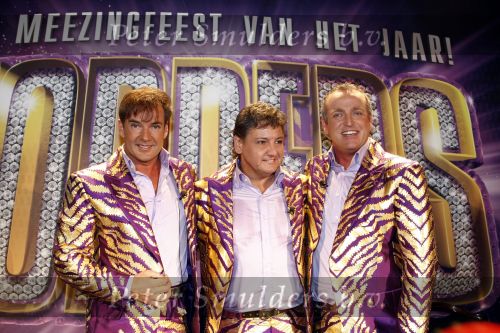 Amsterdam 30 september 2008
Persconferentie van de toppers Rene Froger Gordon en Gerard Joling ivm hun deelname aan het songfestival in het amstel hotel. toppers op jet ski\'s
Peter Smulders bv