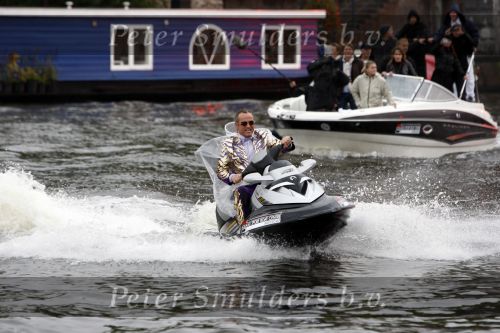 Amsterdam 30 september 2008
Persconferentie van de toppers Rene Froger Gordon en Gerard Joling ivm hun deelname aan het songfestival in het amstel hotel. toppers op jet ski\'s