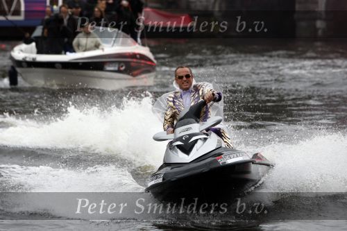 Amsterdam 30 september 2008
Persconferentie van de toppers Rene Froger Gordon en Gerard Joling ivm hun deelname aan het songfestival in het amstel hotel. toppers op jet ski\'s