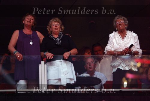 Amsterdam 24 mei 2008
Toppers in concert in de arena met Rene Froger Gordon en Gerard Joling. Moeder en zussen gordon