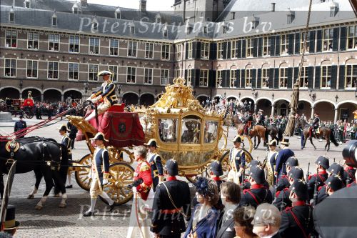 Den Haag 18 september 2007
Koningin Beatrix Prins Willem Alexander Maxima Prinses Margriet Pieter v Vollenhoven Prins Constantijn en Prinses Laurentien bij prinsjesdag met de gouden koets.