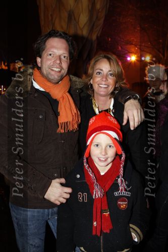 Kaatsheuvel 25 november 2007
Princess kerstborrel in de efteling. Guido den Aantrekker met vriendin en zoon