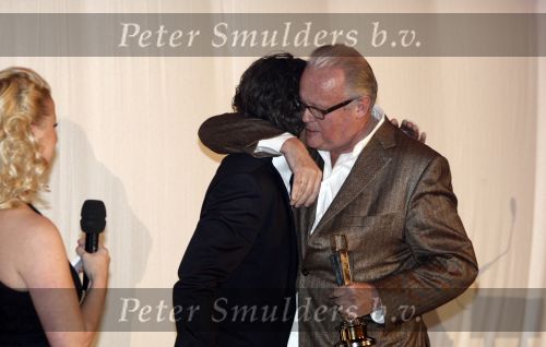 Hilversum 26 januari 2009
Linda de Mol bij de uitreiking van de gouden beelden bij beeld en geluid. Bridget Maasland met Sander Vahle en Guus Verstraete
Peter Smulders bv