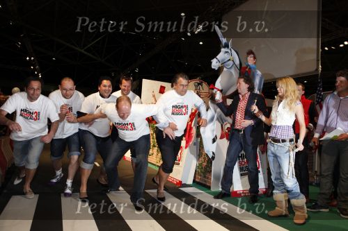 Amsterdam 5 april 2009
Hakkenrace op auto rai georganiseerd door Disney. Emile Ratelband