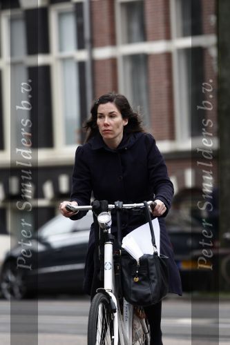 Amsterdam 4 april 2009
Halina Reijn  op de fiets in amsterdam.
Peter Smulders bv