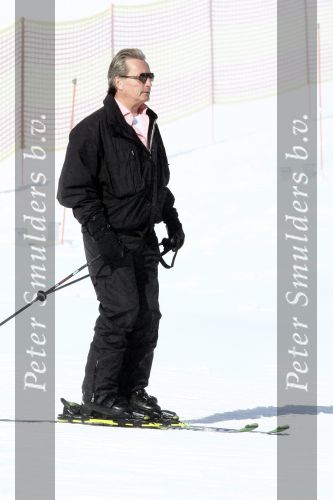 Lech 26 februari 2008
Connie Breukhoven met hans  Shanna Marvin en PA Edwin op ski vakantie in Lech.
Peter Smulders bv