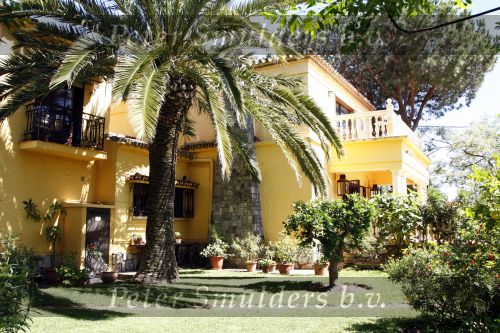 Marbella 24 april 2008
Binnenkijken bij de familie Kazan. Wendy Oscar Renzo Mara en Steven Gazan in hun huis in Marbella.
Peter Smulders bv