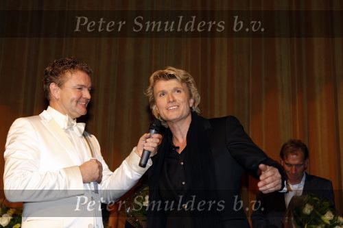 Amsterdam 5 november 2007
Premiere see you in Vegas van Hans Klok in Tuschinski. Hans Klok met Rene Mioch