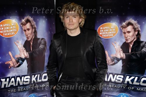 Amsterdam 19 maart 2008
Hans Klok met assistentes bij presentatie nieuwe show bij de focus studio.
Peter Smulders bv