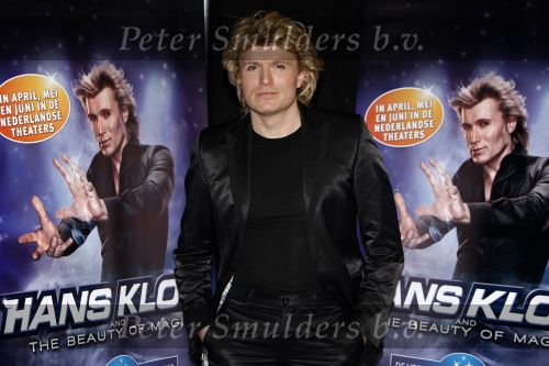 Amsterdam 19 maart 2008
Hans Klok met assistentes bij presentatie nieuwe show bij de focus studio.
Peter Smulders bv