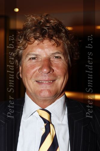 Bussum 5 maart 2008
Uitreiking gouden harpen in het spant in bussum. hans v hemert
Peter Smulders bv