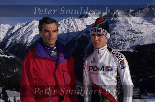 Solden 1991
Voorstelling wielerploeg PDM
clubarts Harm Sala met Erik Breukink